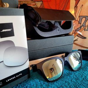 Bose Alto Bluetooth sunglasses with extra lenses!